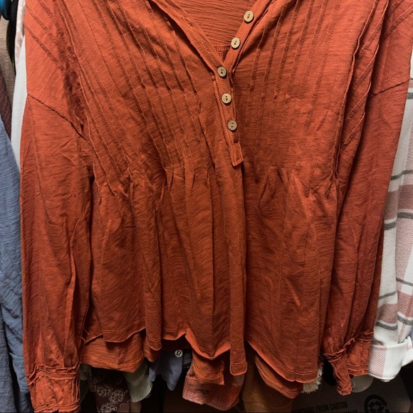 Rustic top - Picture 2 of 3